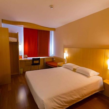 Hotel Ibis Shenyang Tiexi Екстериор снимка