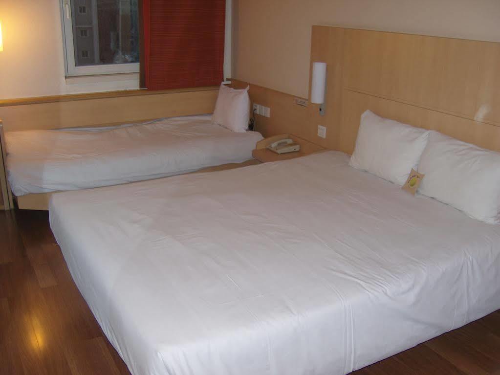 Hotel Ibis Shenyang Tiexi Екстериор снимка