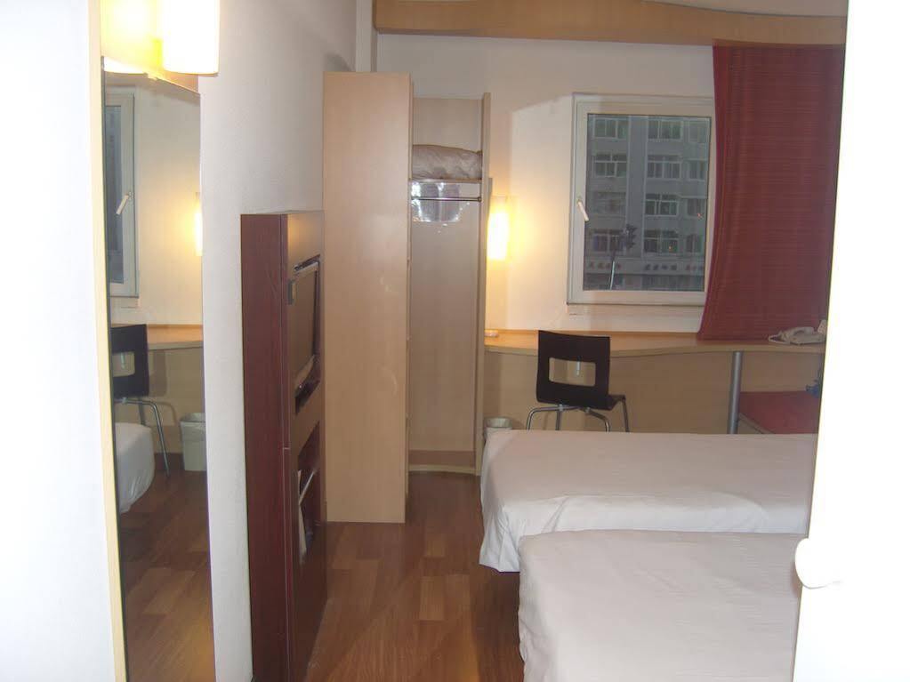 Hotel Ibis Shenyang Tiexi Екстериор снимка