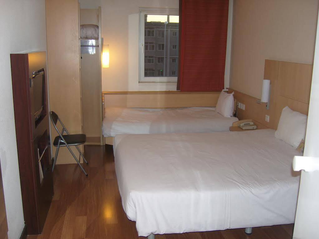 Hotel Ibis Shenyang Tiexi Екстериор снимка