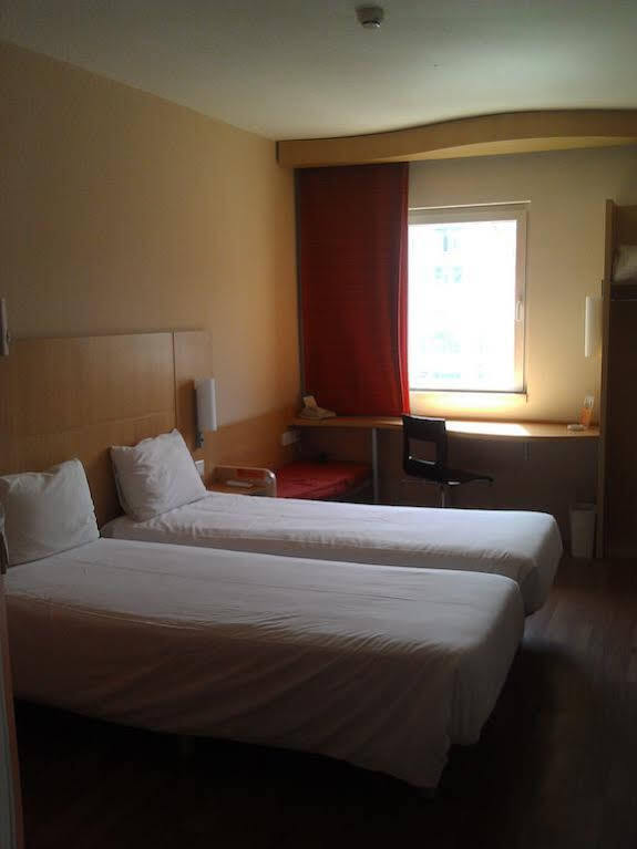 Hotel Ibis Shenyang Tiexi Екстериор снимка